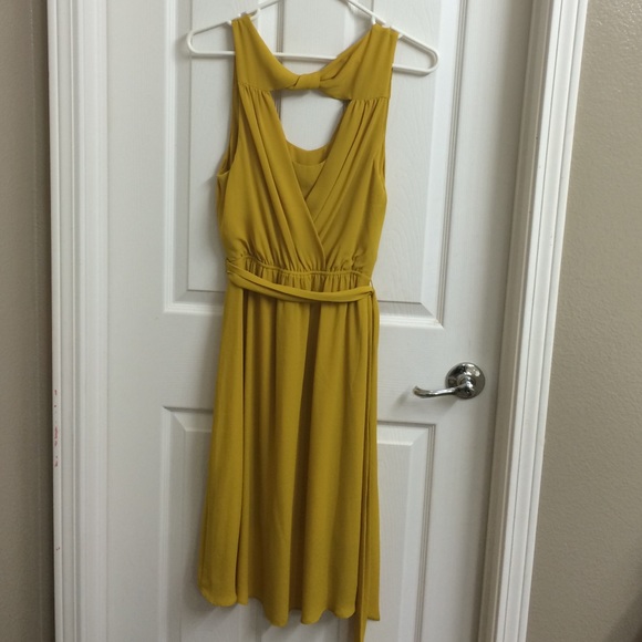 Express yellow/gold dress - Picture 2 of 2