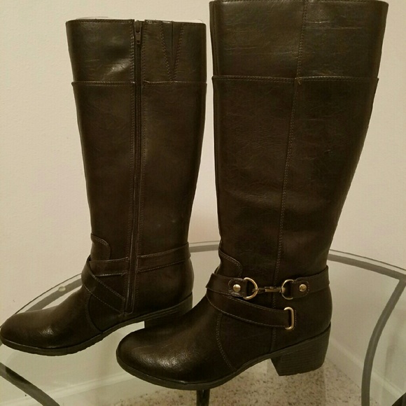 Brand New Brown Boots