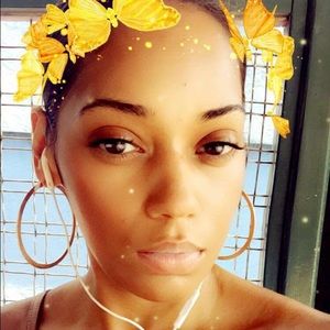 Meet your Posher, Chastity