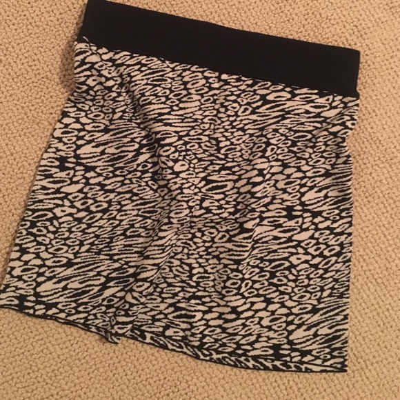 Catherine Malandrino Mini Skirt - Picture 3 of 4