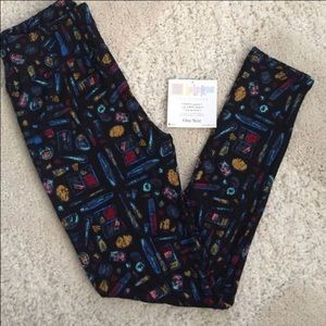 Lularoe makeup leggings!
