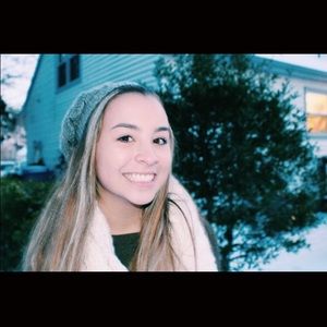 Meet your Posher, Andie