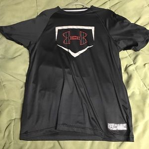 Under Armour baseball tee