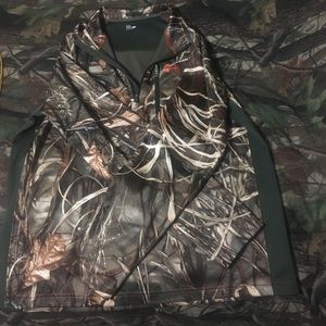 Under armor camo pullover