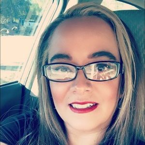 Meet your Posher, Erika