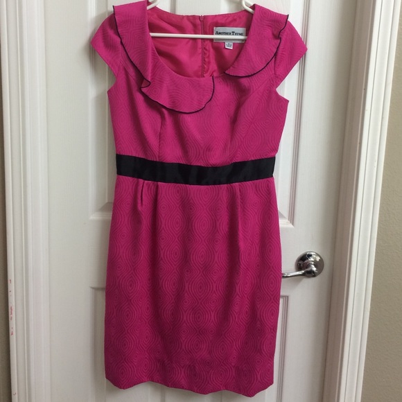 Dress - Picture 1 of 2