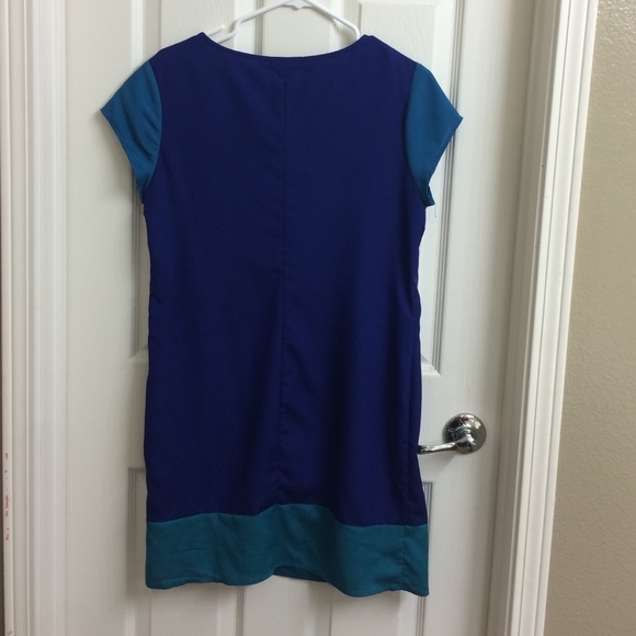 Dress - Picture 2 of 2