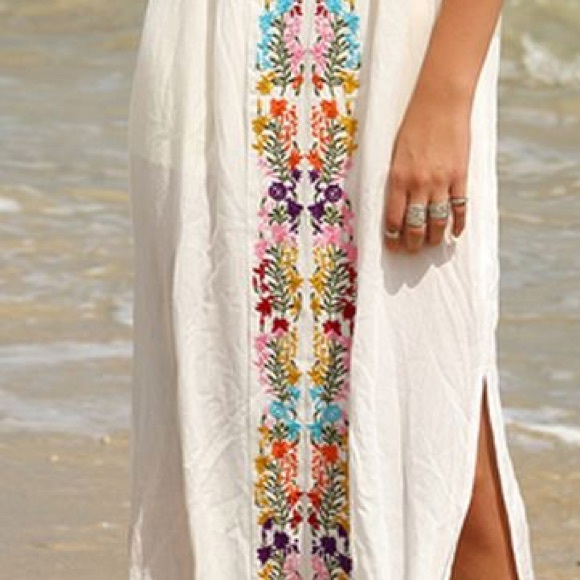 FLORAL Embroidered Maxi DRESS Coverup Kimono NEW - Picture 2 of 6