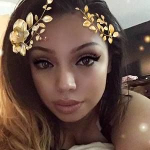 Meet your Posher, Nicole n emilio