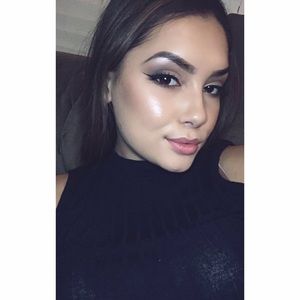 Meet your Posher, Serena