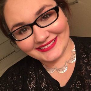 Meet your Posher, Lilly