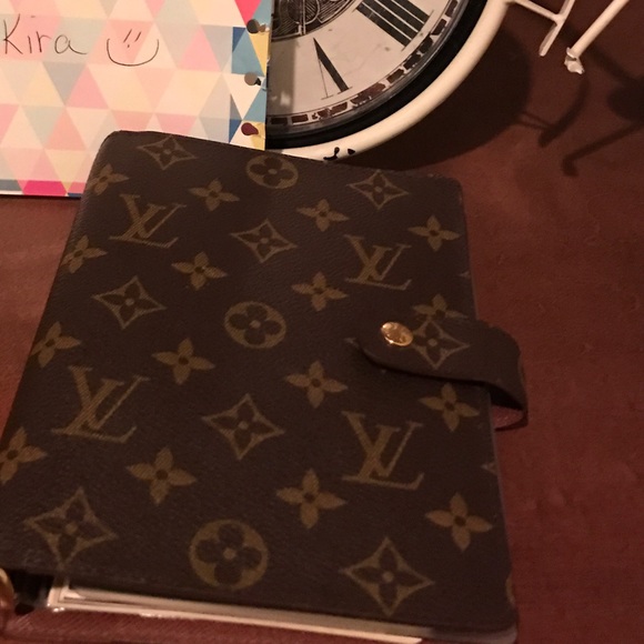 Authentic Louis Vuitton agenda mm