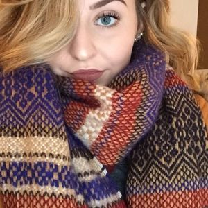 Meet your Posher, Madison