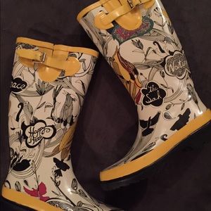 RainBoots