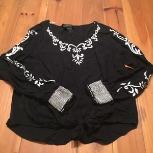 Karen Kane tie front detail!