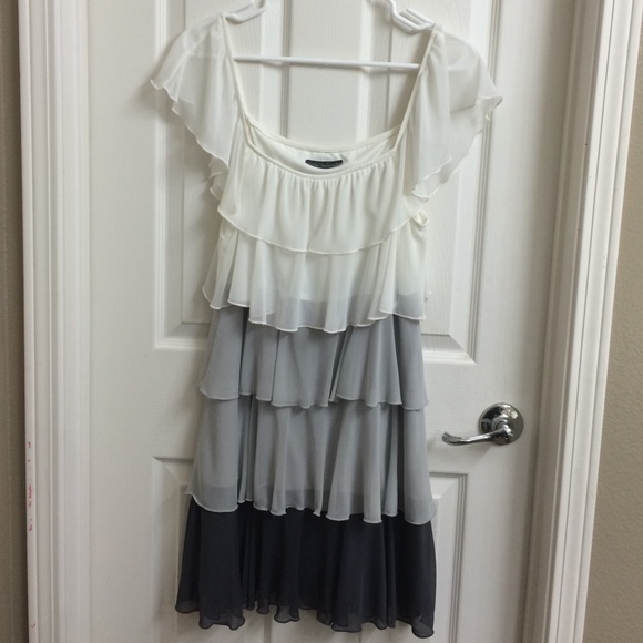 Cute white gray black party dress - Picture 1 of 2