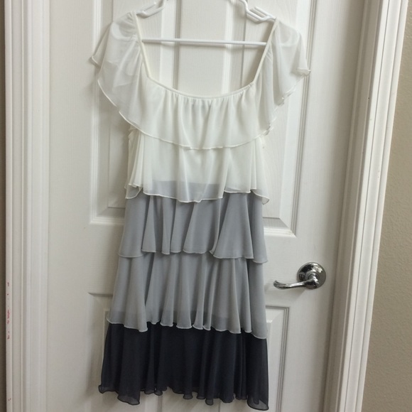 Cute white gray black party dress - Picture 2 of 2