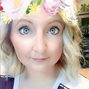 Meet your Posher, Leah