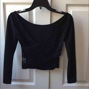 Black lace back crop top size xs American eagle