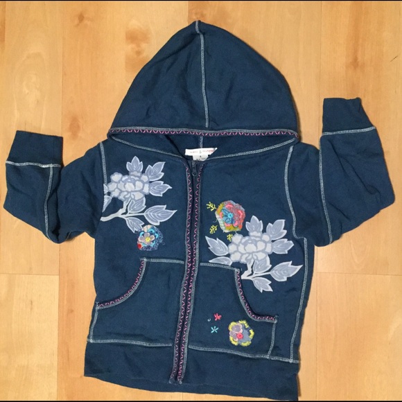 Mimi & Maggie hooded sweater