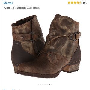 ISO these boots!! Size 7 or 7 1/2