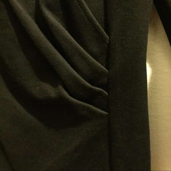 Black long sleeve dress with shoulder pads - Picture 2 of 2