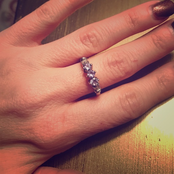 Jewelry - 10k white gold, tanzanite