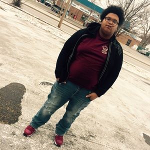 Meet your Posher, Isaiah