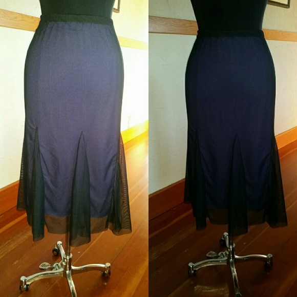 Purple lined net skirt