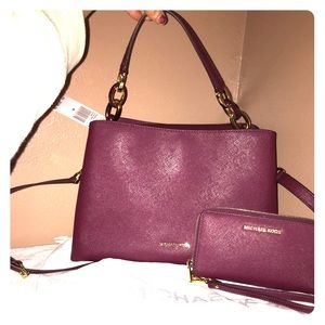 New Michael kors purse