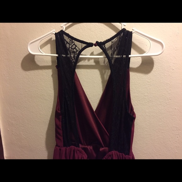 Maroon dress with black lace back and hemline. - Picture 1 of 4