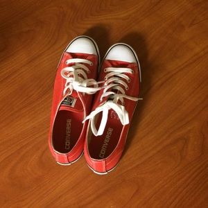 Red Converse! Size 7