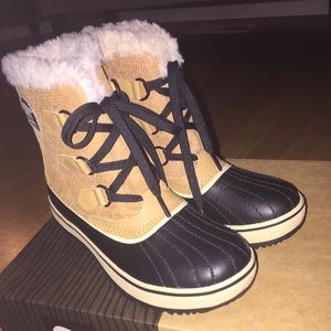 Sorel suede boots - waterproof