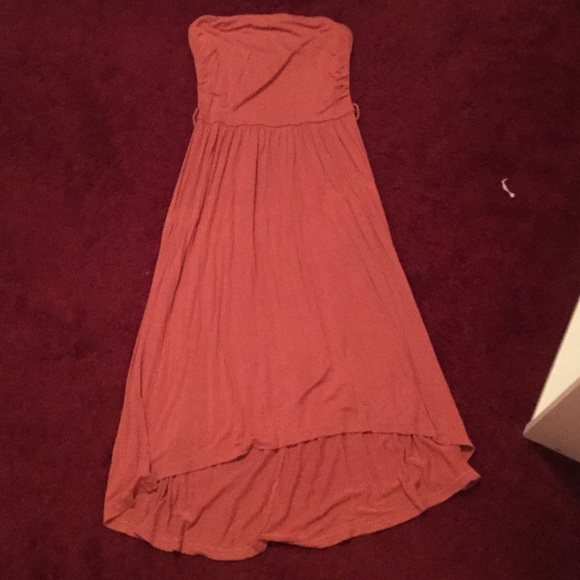 Peachy pink strapless dress