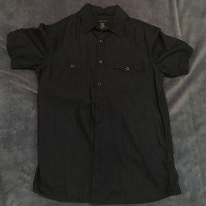 Short sleeve denim collared button up shirt