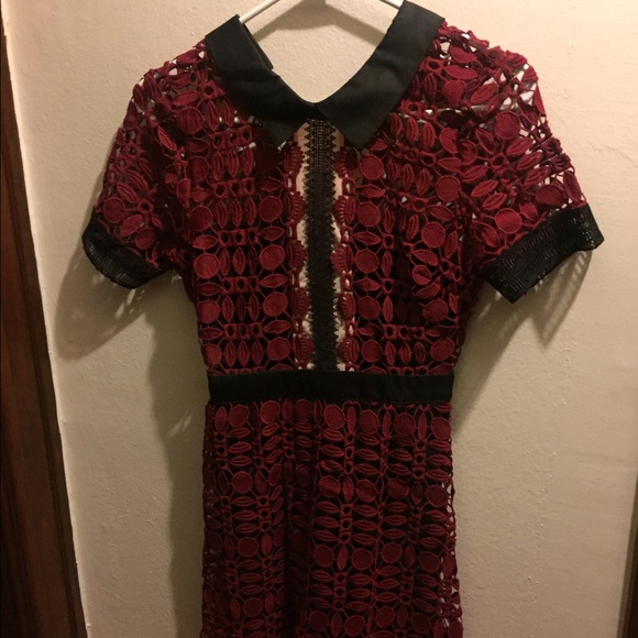 Deep red collared lace dress. - Picture 2 of 2