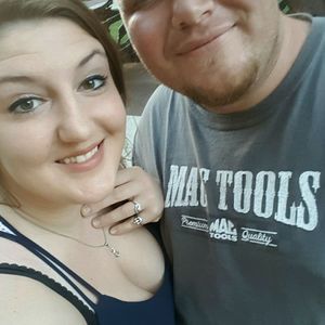 Meet your Posher, Travis-lauryn