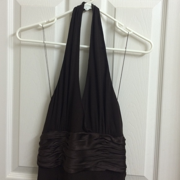 Brown halter backless dress - Picture 2 of 4
