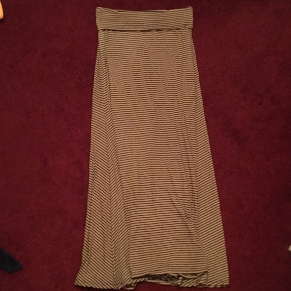 Light brown/navy blue stripped maxi skirt