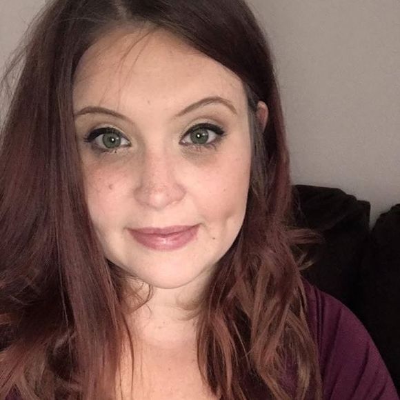 Meet your Posher, Amanda - Picture 1 of 1