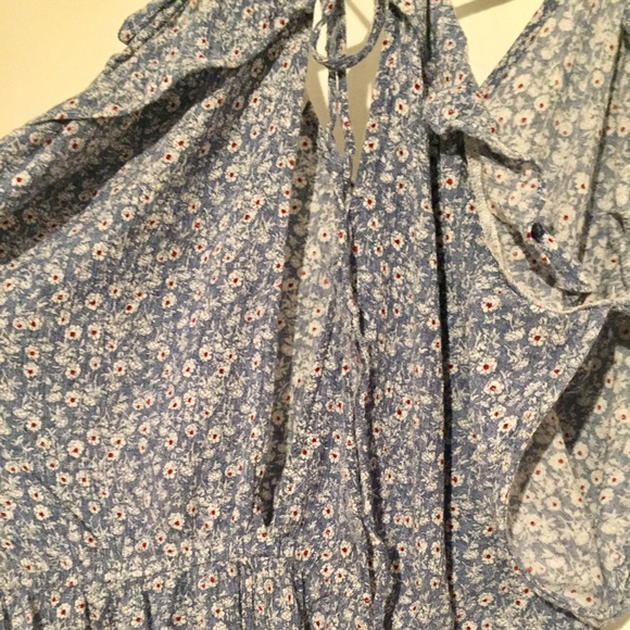 Romper with flowers - Picture 3 of 3