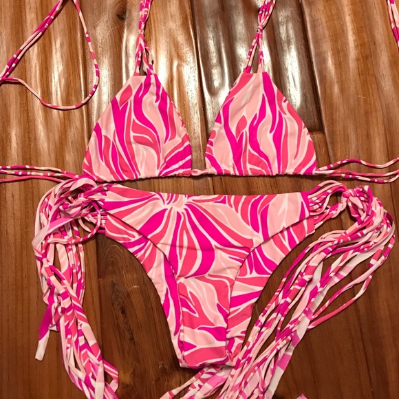 Mikoh set 👙