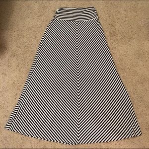 NWOT Merona Maxi Skirt