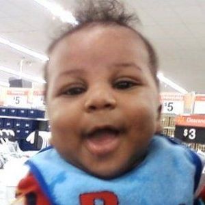 Meet your Posher, Iris