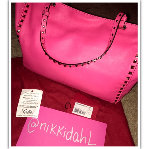 👜SOLD👜 AUTHENTIC VALENTINO ROCKSTUD PINK BAG - Picture 5 of 8