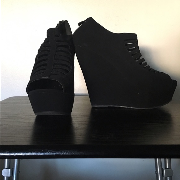 Women's Shoe