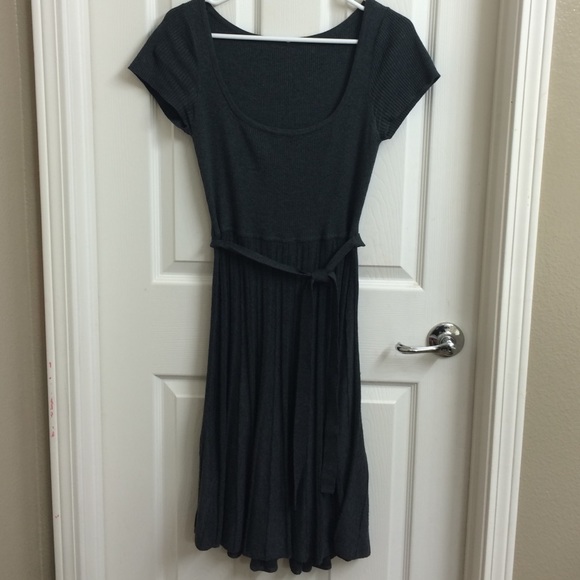 Grey dress - Picture 1 of 2