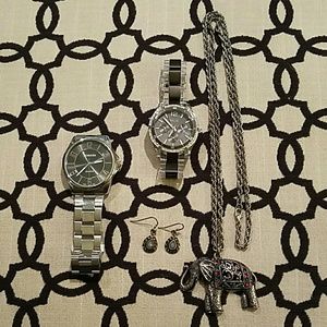 Bundle Sale! Assorted jewelry and watches!