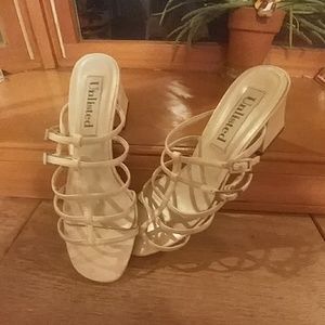 Size 9 Unlisted Cream color chunky heel sandal