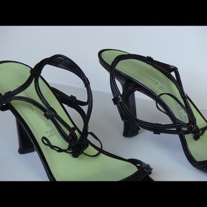 SIGERSON MORRISON strapy pump